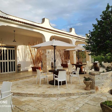 アルベロベッロ Le Corti Del Casale Bed & Breakfast エクステリア 写真