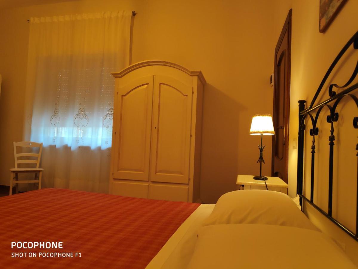 アルベロベッロ Le Corti Del Casale Bed & Breakfast エクステリア 写真