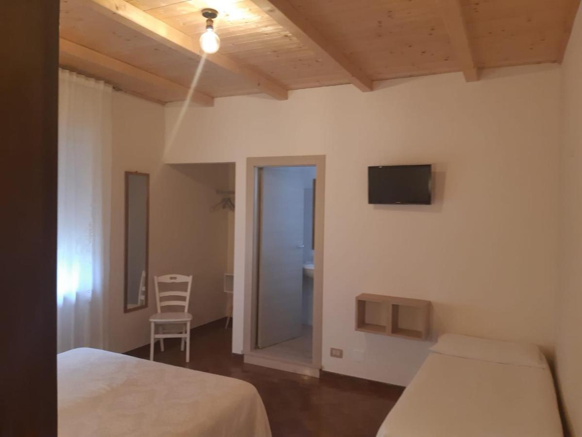 アルベロベッロ Le Corti Del Casale Bed & Breakfast エクステリア 写真