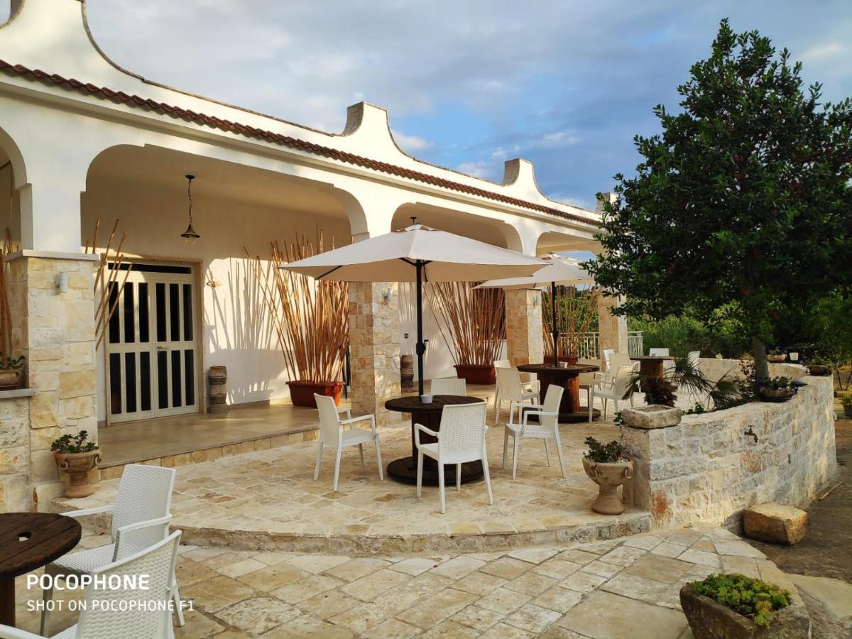 アルベロベッロ Le Corti Del Casale Bed & Breakfast エクステリア 写真